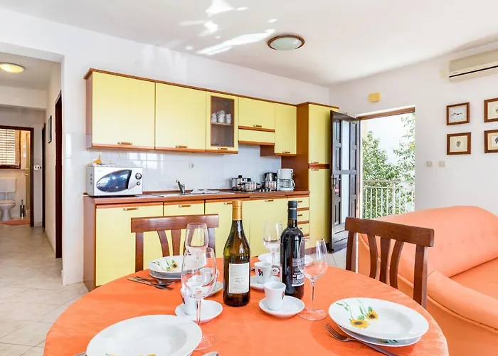 Orhideja By Interhome Apartmán *
