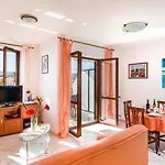 Orhideja By Interhome Rabac